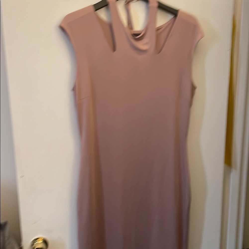 Elegant Pink Sleeveless Dress